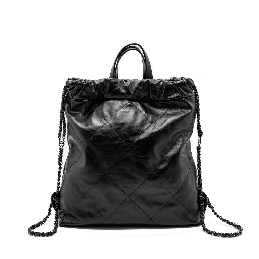 chanel-22-backpack-calfskin-so-black-black-hardware-microchip-copy