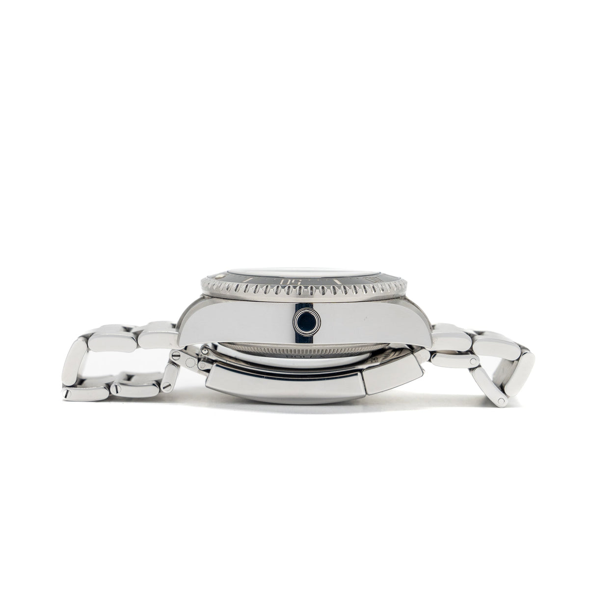 rolex-sea-dweller-deepsea-44mm-stainless-steel-black-dial-model-126660