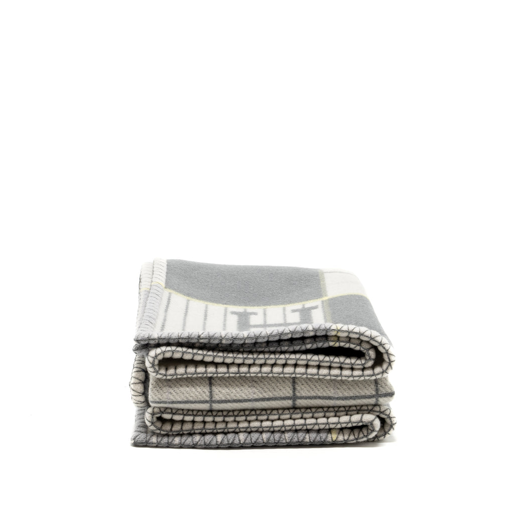 hermes-avalon-cabriole-blanket-140-100cm-gris-perle