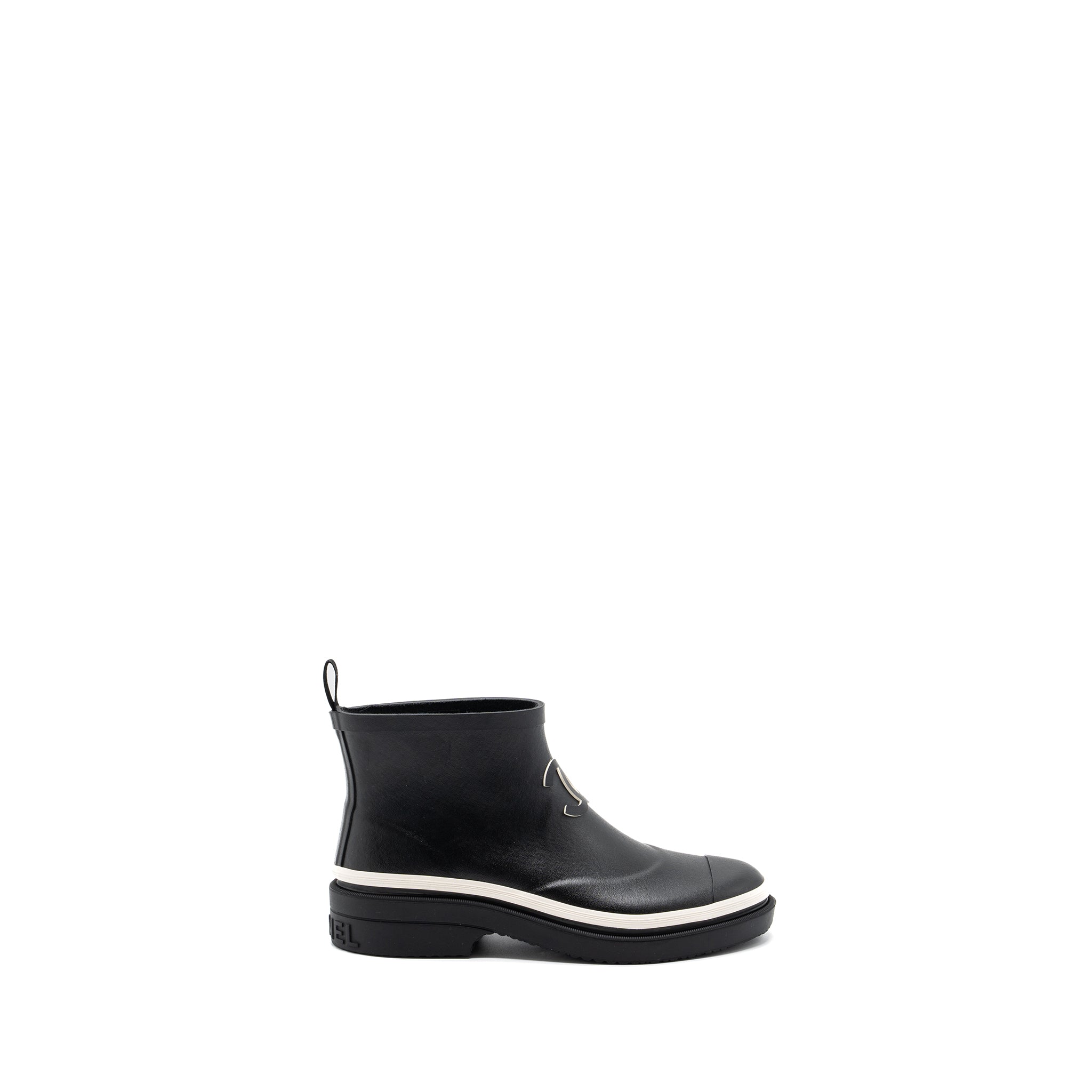 chanel-size-38-rubber-ankle-boots-black-white