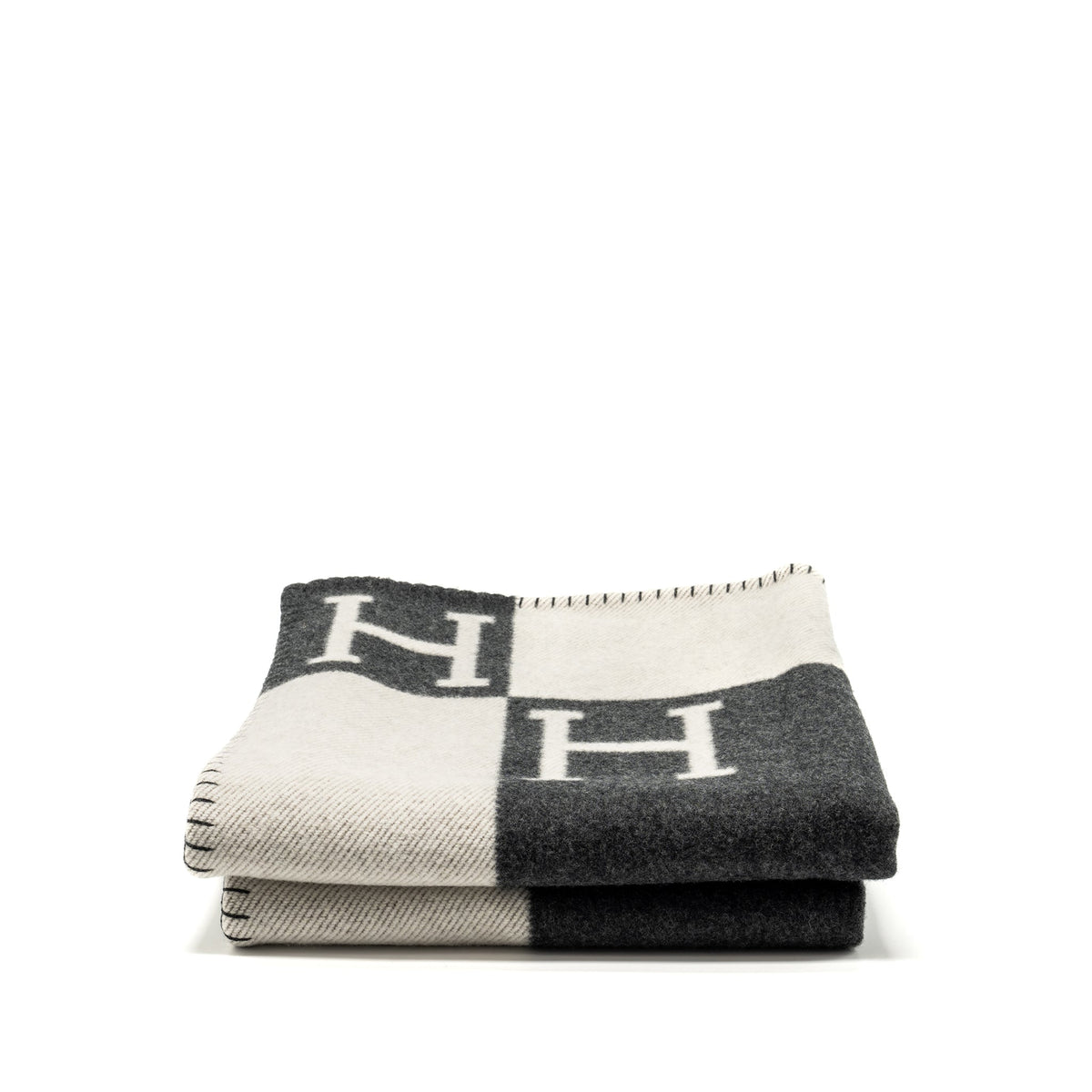 hermes-avalon-throw-blanket-ecru-gris-fonce-3