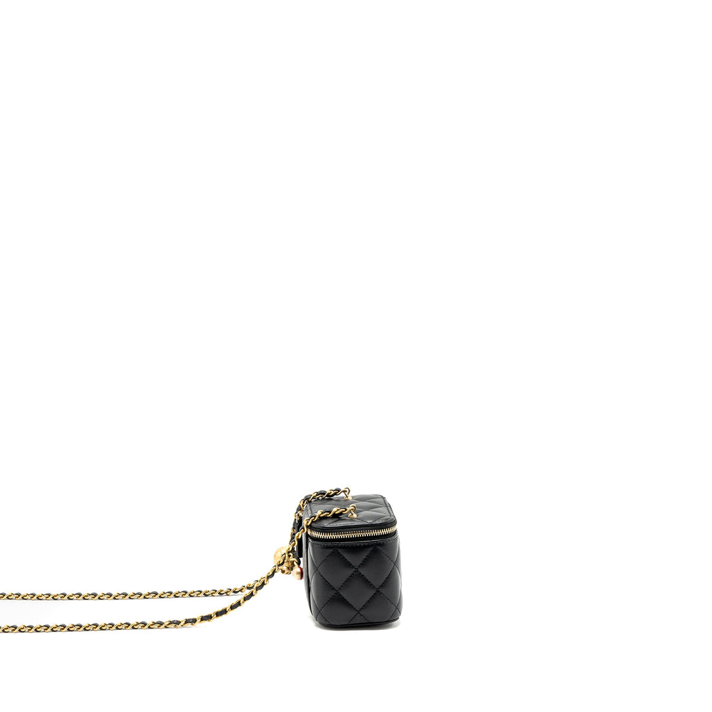 chanel-pearl-crush-mini-vanity-case-lambskin-black-ghw-microchip