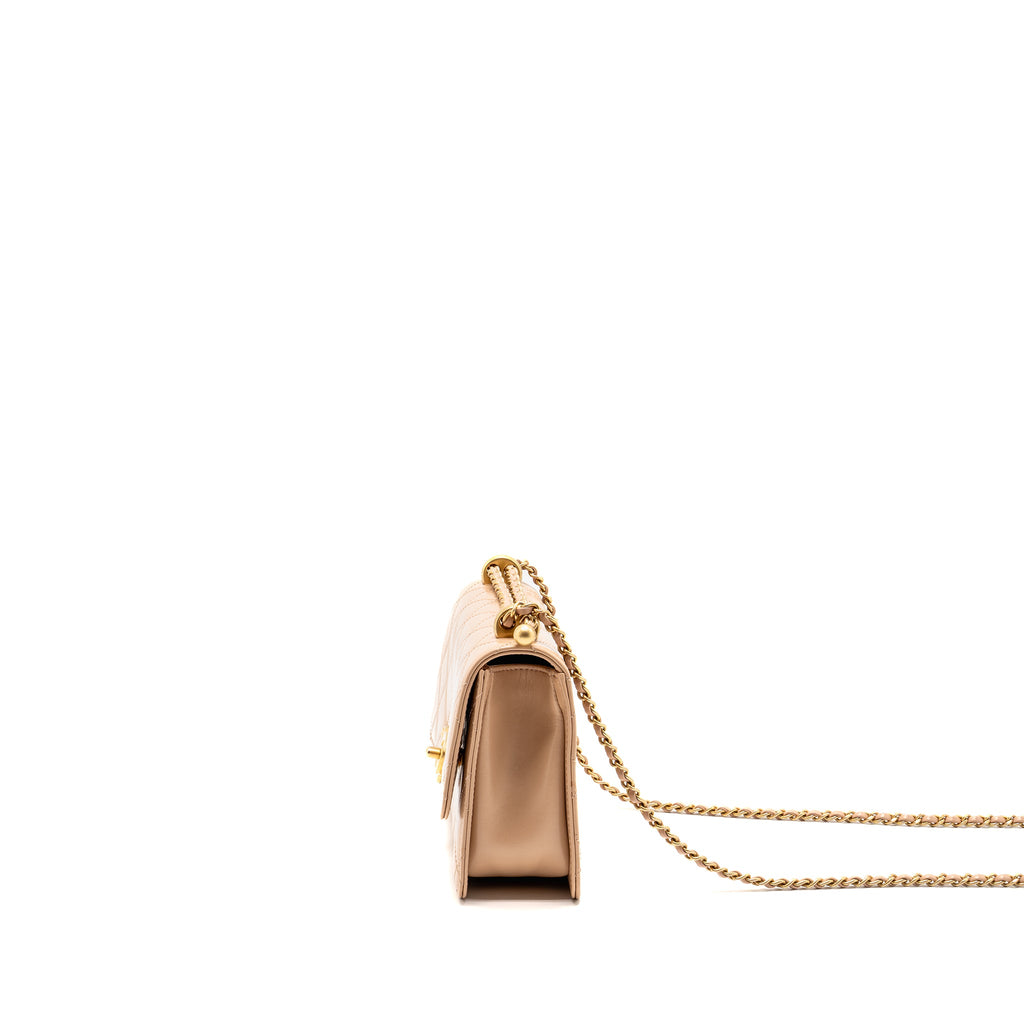 chanel-gold-crush-flap-bag-calfskin-beige-ghw-microchip-copy