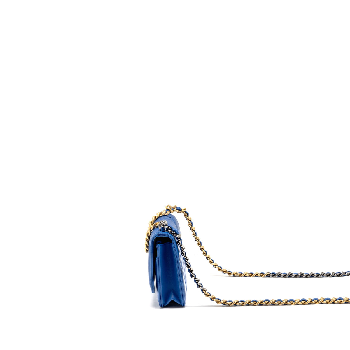 chanel-19-wallet-on-chain-lambskin-blue-multicolour-hardware
