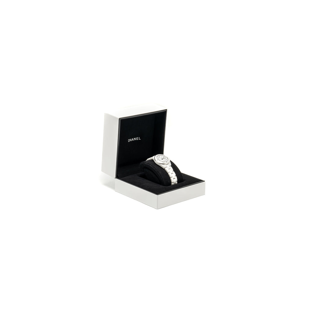 chanel-j12-watch-33mm-ceramic-and-steel-quartz-movement
