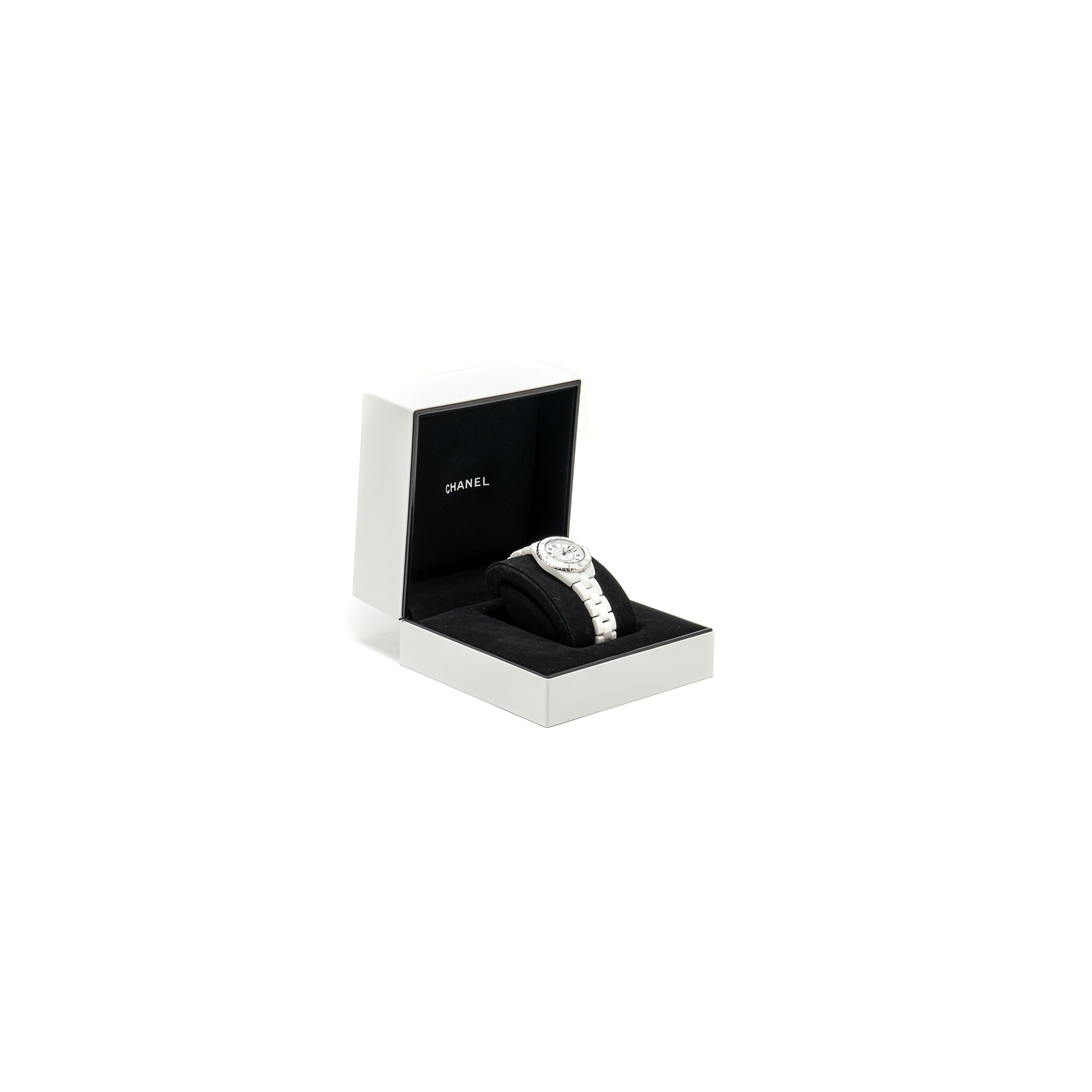 chanel-j12-watch-33mm-ceramic-and-steel-quartz-movement