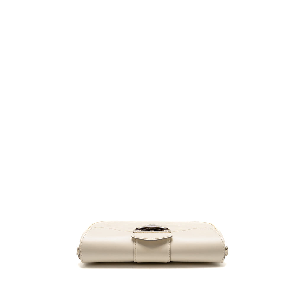 lv-white-1