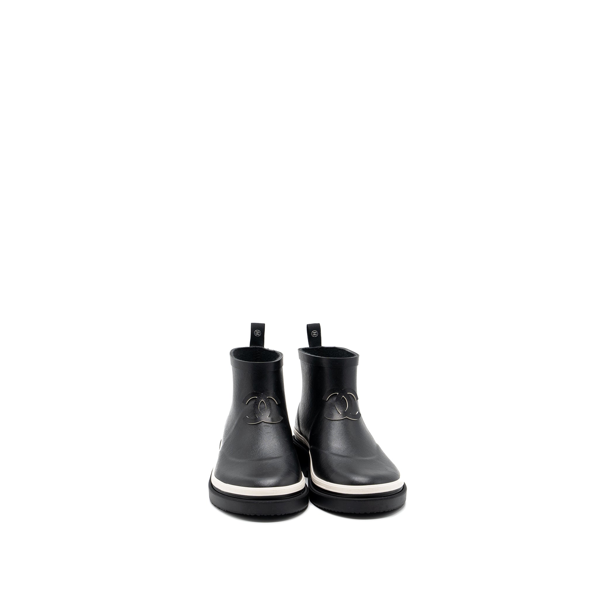 chanel-size-38-rubber-ankle-boots-black-white