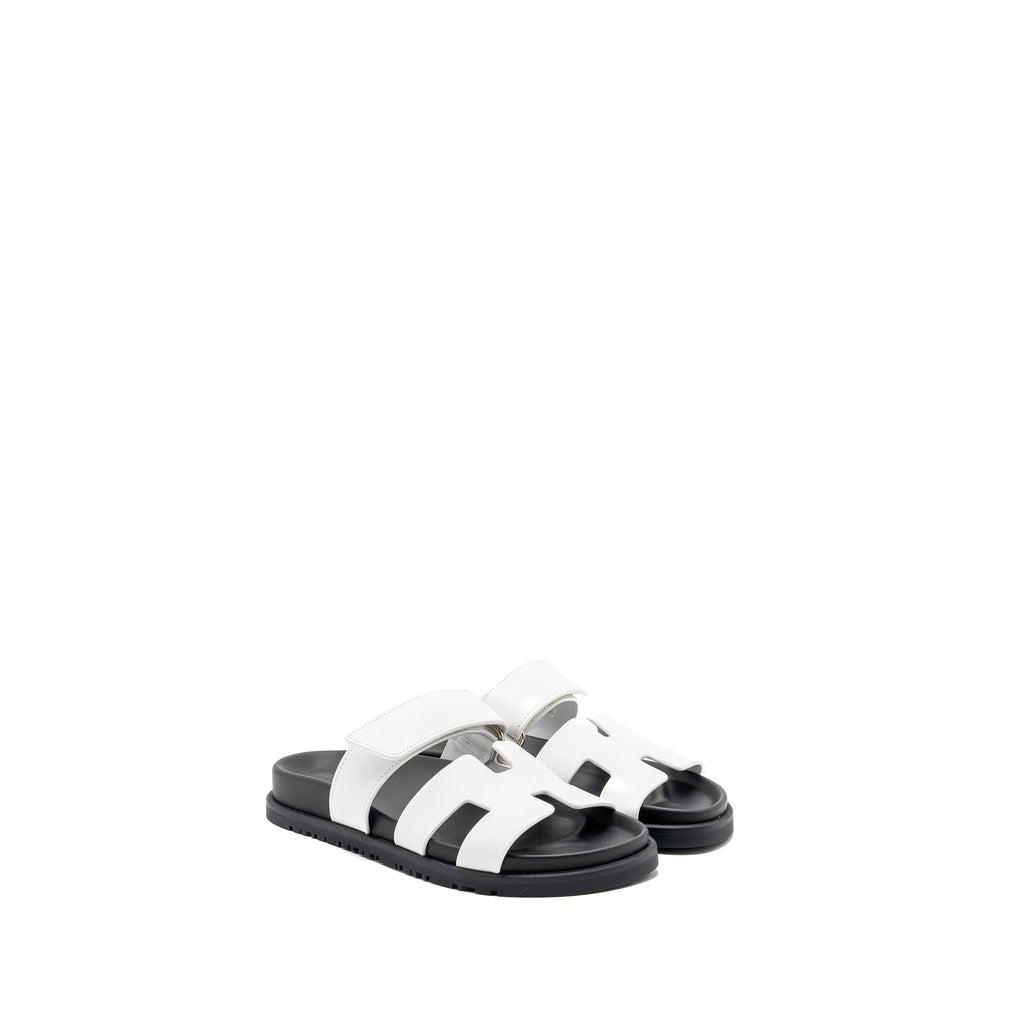 hermes-size-35-chypre-sandal-calfskin-blanc