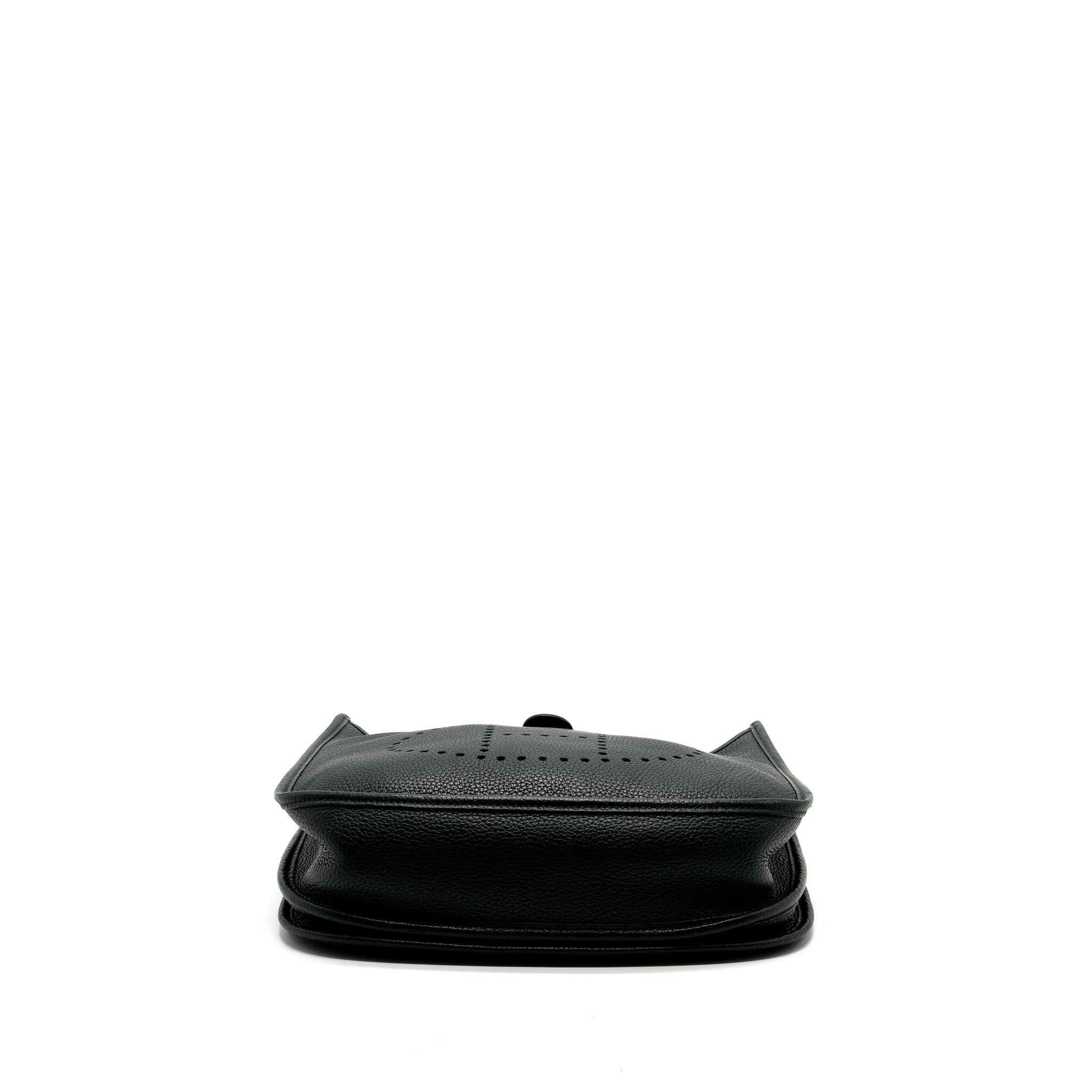 hermes-evelyn-29-clemence-dark-green-shw-stamp-square-r