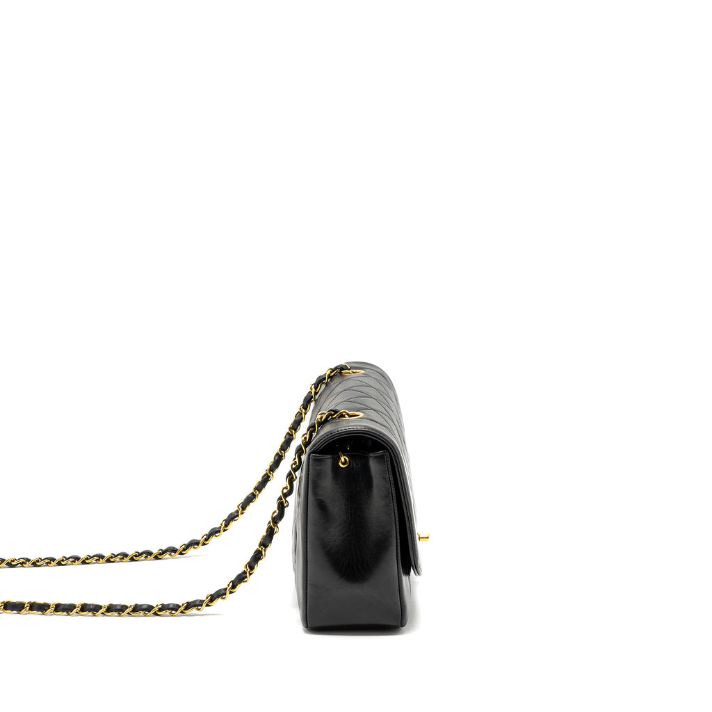 chanel-vintage-diana-flap-bag-lambskin-black-ghw