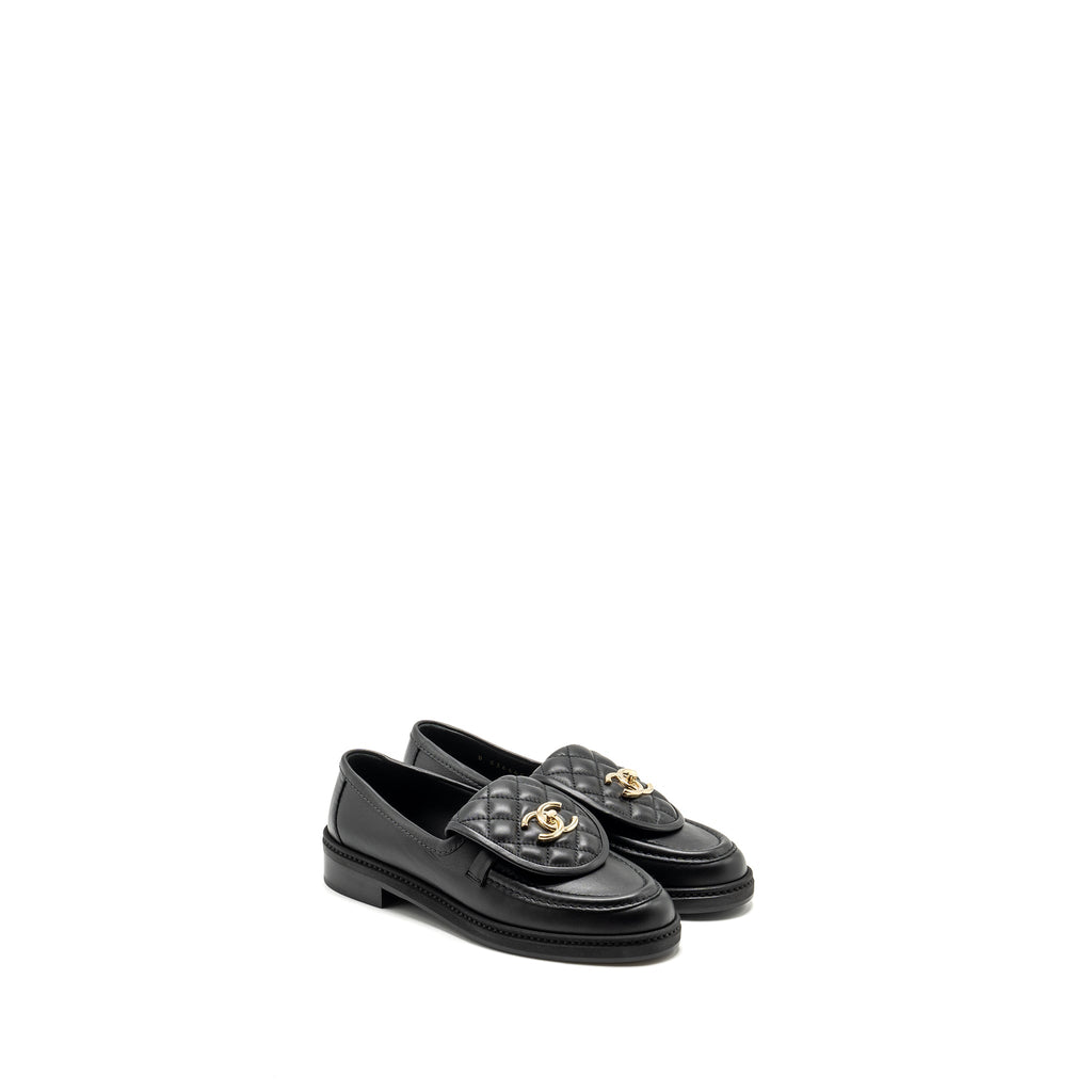 chanel-size-37-cc-turnlock-loafers-quilted-leather-black-lghw