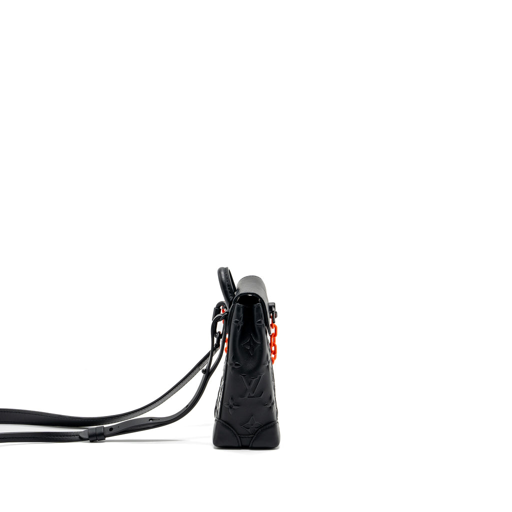 louis-vuitton-steamer-xs-calfskin-black-with-black-hardware