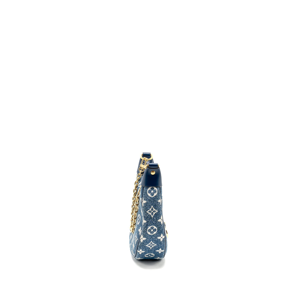 louis-vuitton-half-moon-loop-baguette-bag-denim-blue-ghw