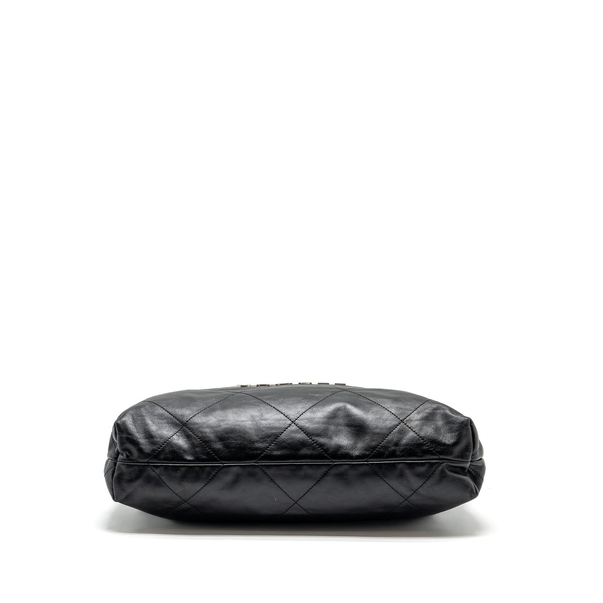 chanel-medium-22-bag-calfskin-black-shw-microchip