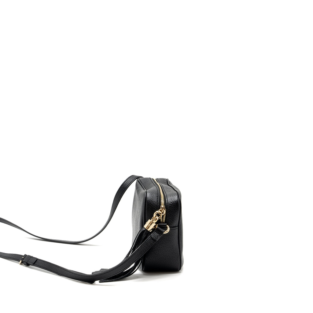 gucci-soho-disco-camera-bag-grained-calfskin-black-ghw