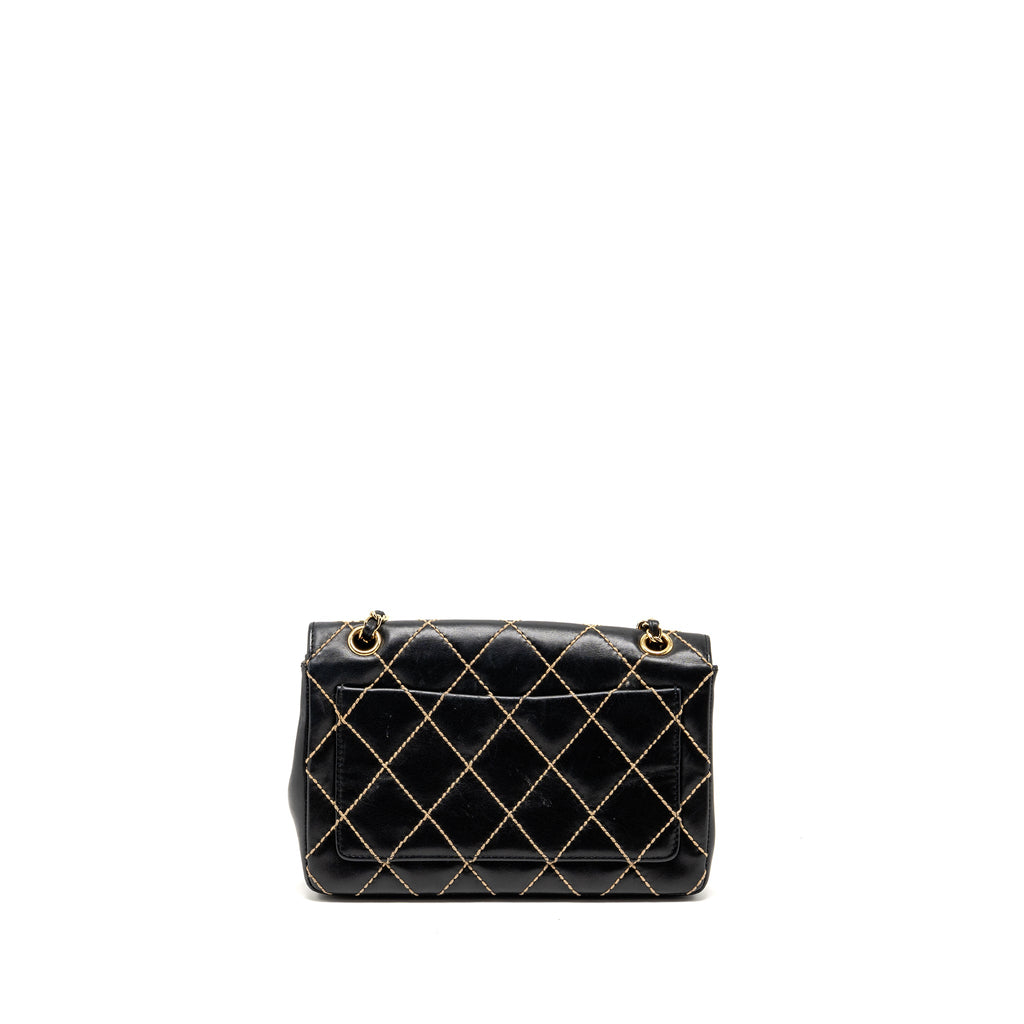 chanel-vintage-quilted-flap-bag-lambskin-black-white-stitching-ghw