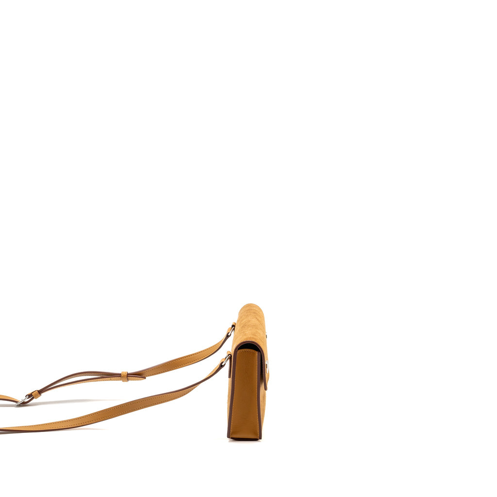 hermes-hermesnap-suede-swift-chamois-sesame-shw-stamp-k