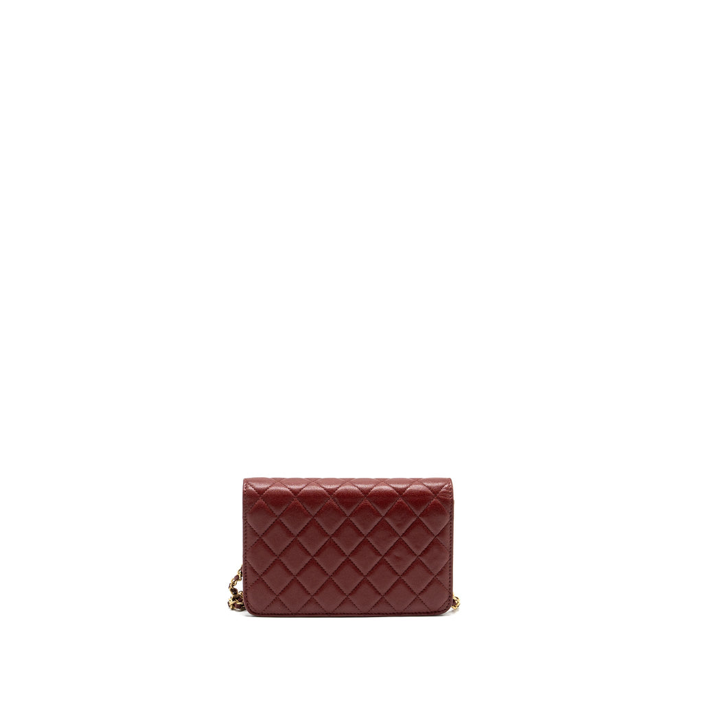 chanel-classic-wallet-on-chain-calfskin-red-ghw