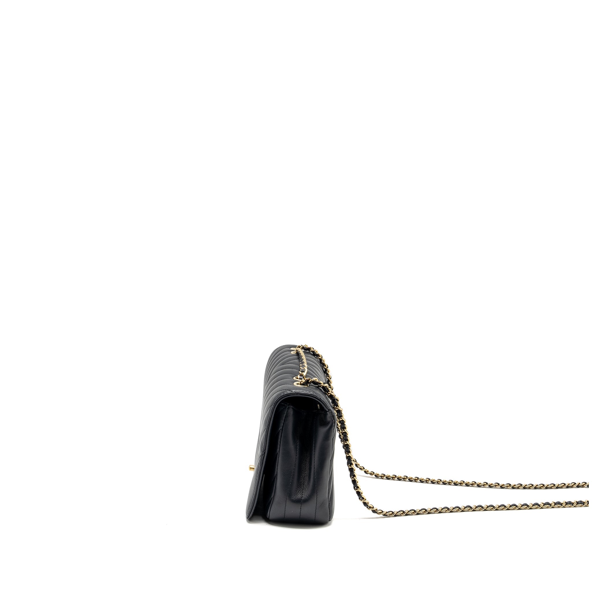 chanel-seasonal-chevron-flap-bag-calfskin-dark-navy-lghw