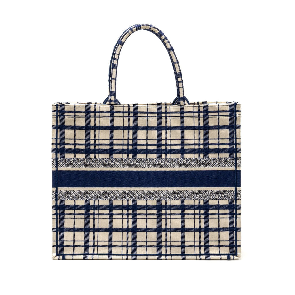dior-large-book-tote-linen-blue-canvas-1