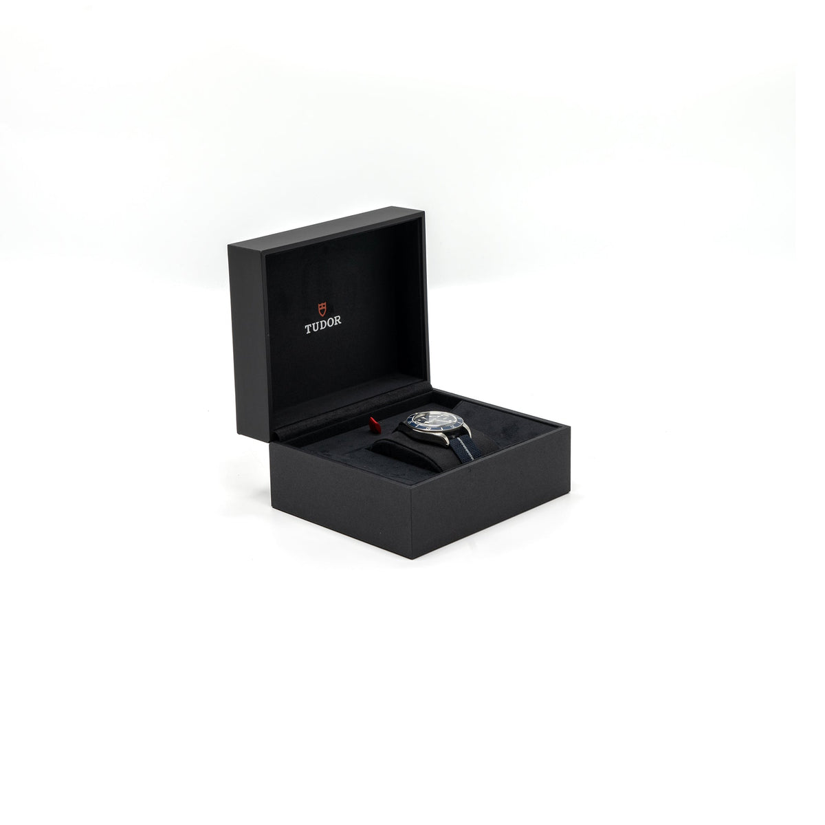 tudor-black-bay-fifty-eight-39mm-steel-case-blue-fabric-strap-model-79030b-0003
