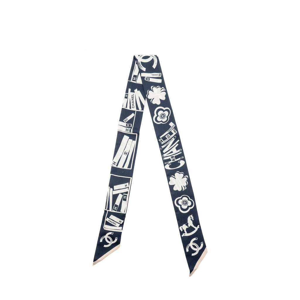 chanel-cc-logo-letter-printed-twilly-silk-navy-white-copy