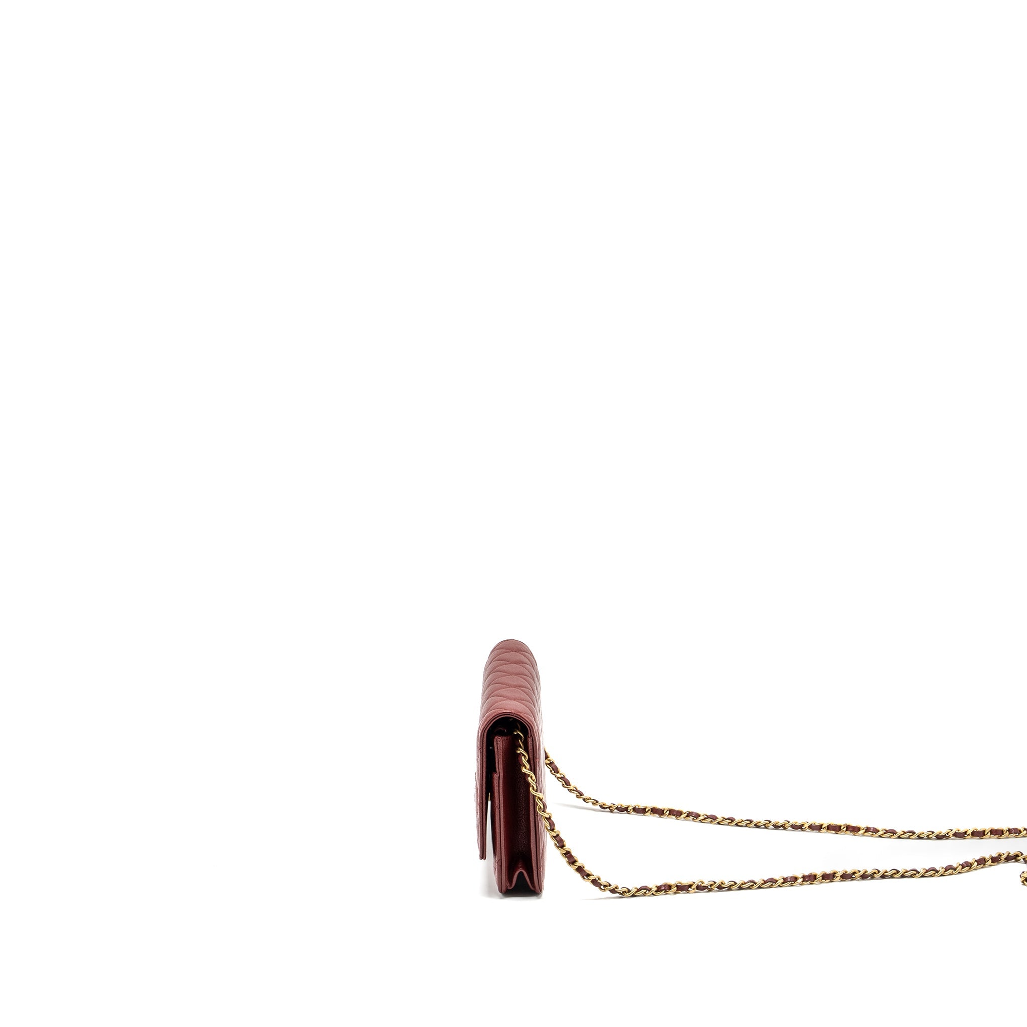 chanel-classic-wallet-on-chain-calfskin-red-ghw
