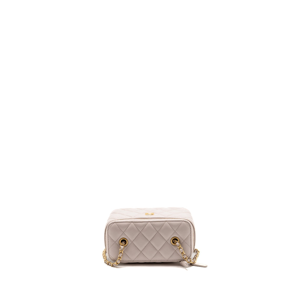 chanel-pearl-crush-long-vanity-lambskin-lilac-ghw-copy