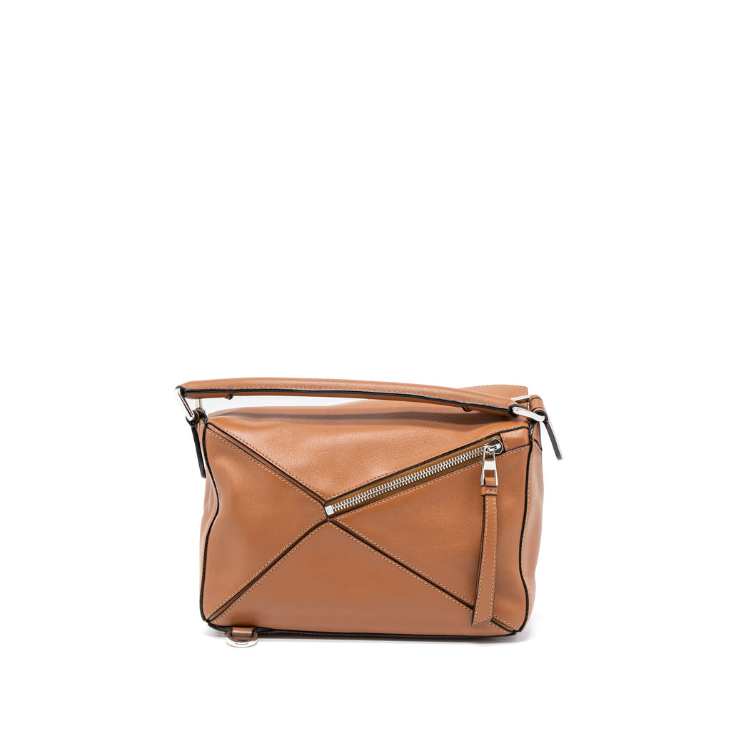 loewe-small-puzzle-bag-calfskin-tan-shw-1