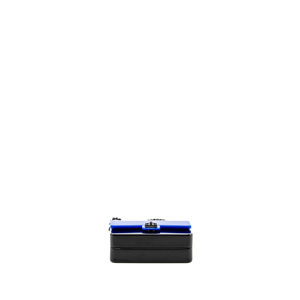 chanel-21k-plexi-flap-evening-bag-blue-black-with-black-hardware-microchip-copy