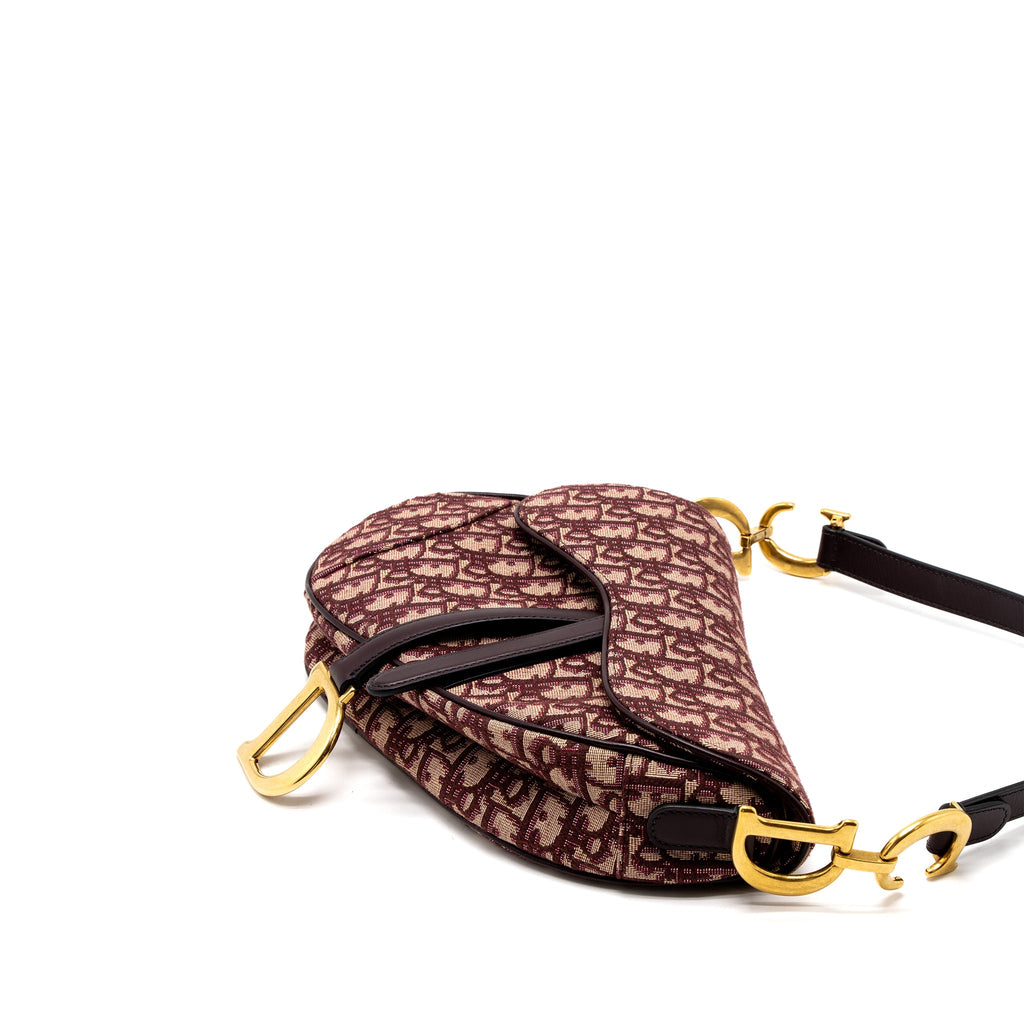 dior-saddle-bag-red-oblique-embroidery-ghw