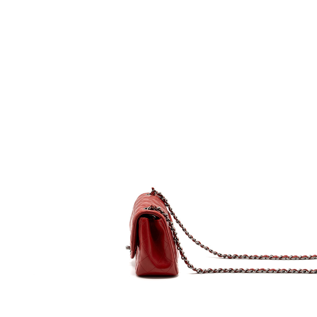 chanel-mini-square-flap-bag-lambskin-red-black-hardware-copy