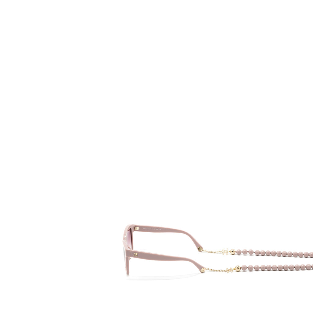 chanel-sunglasses-with-pearl-chain-pink