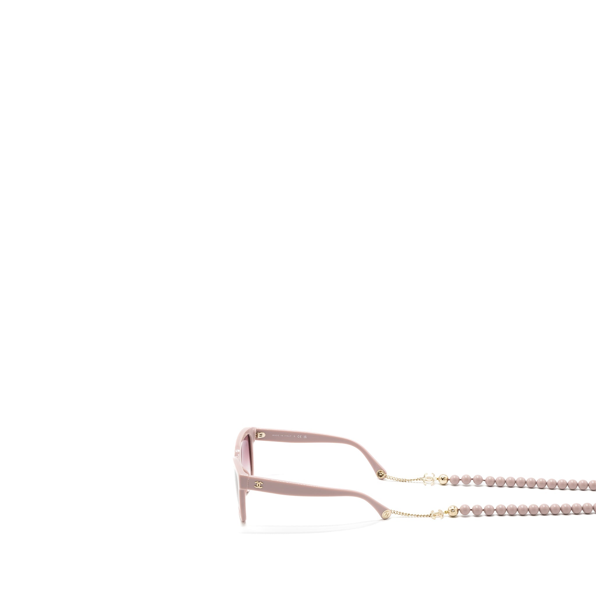 chanel-sunglasses-with-pearl-chain-pink