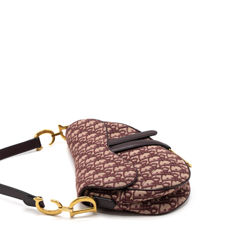 dior-saddle-bag-red-oblique-embroidery-ghw