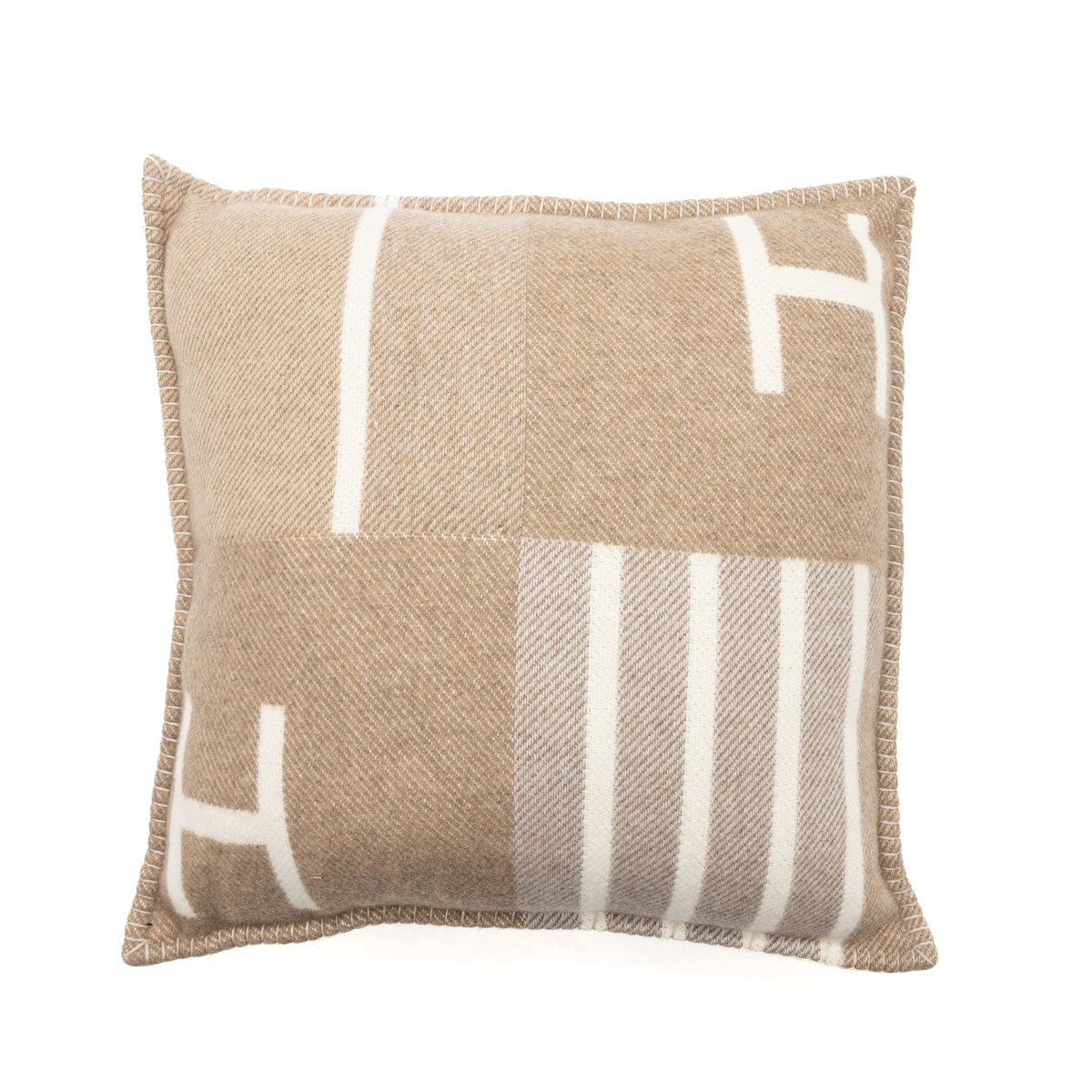 hermes-avalon-vibration-pillow-small-model-ecru-natural
