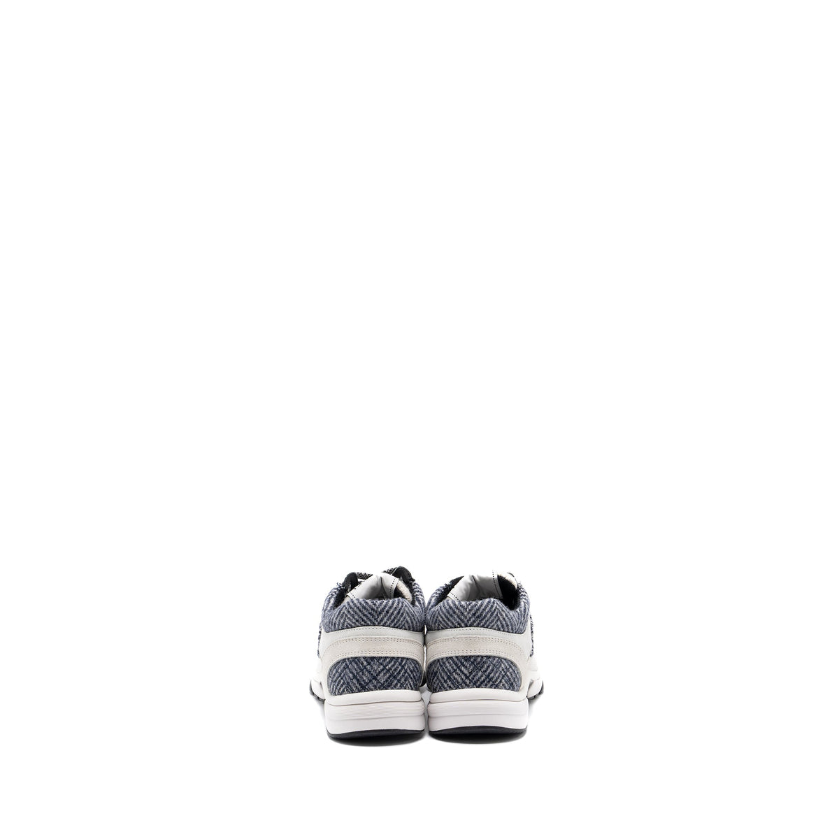 chanel-size-37-cc-logo-sneakers-suede-leather-fabric-light-grey