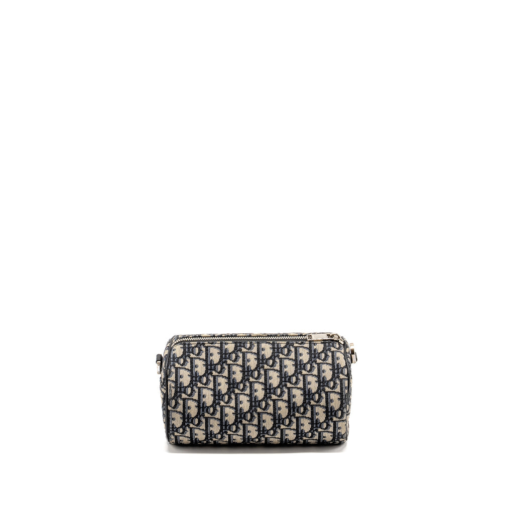 dior-roller-messenger-bag-blue-oblique-jacquard-shw