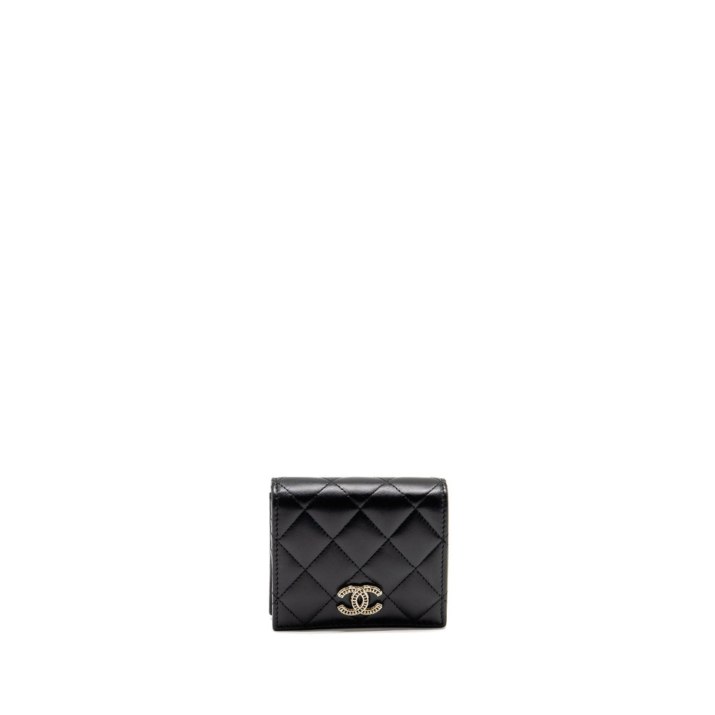 chanel-detailed-cc-logo-quilted-wallet-lambskin-black-lghw-microchip-copy