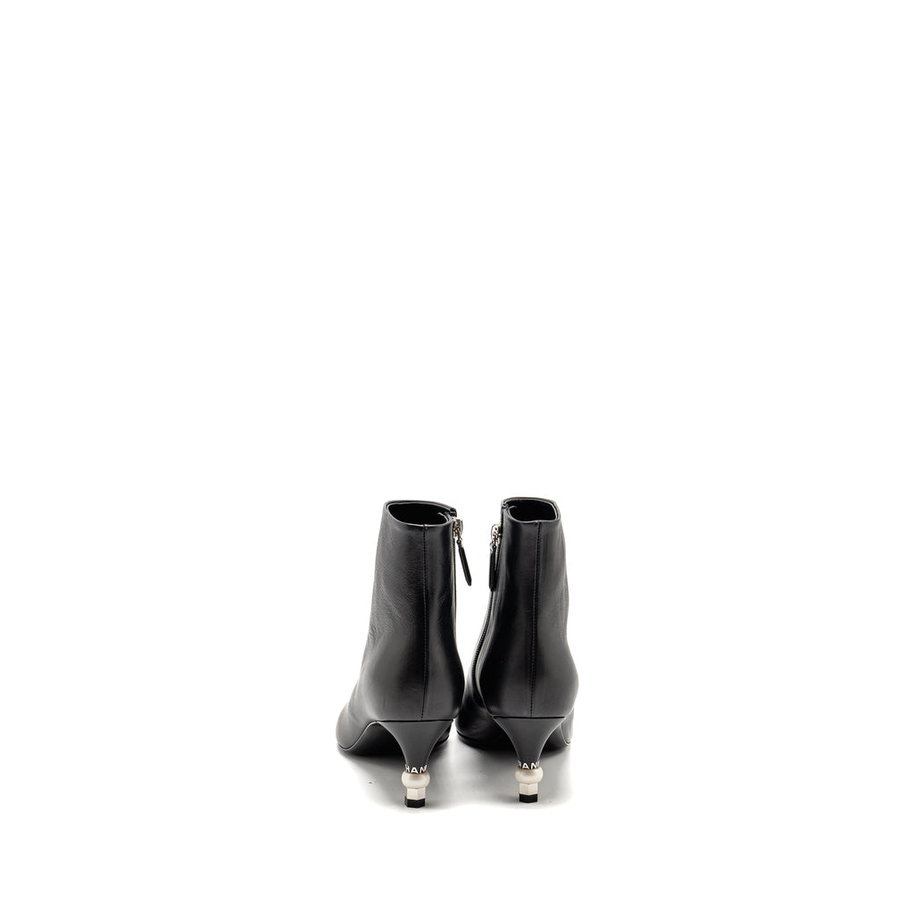 chanel-size-37-interlocking-boots-letter-pearl-leather-black