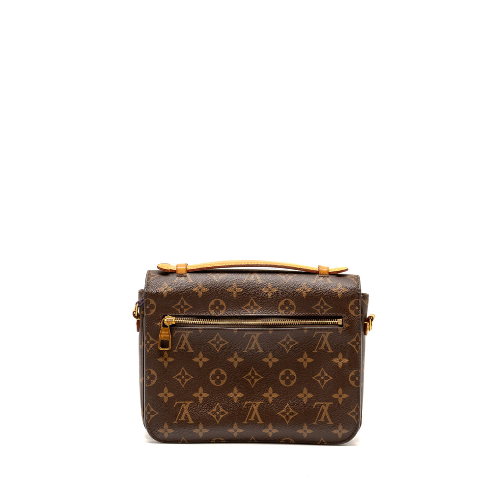 louis-vuitton-pochette-metis-monogram-canvas-ghw-copy