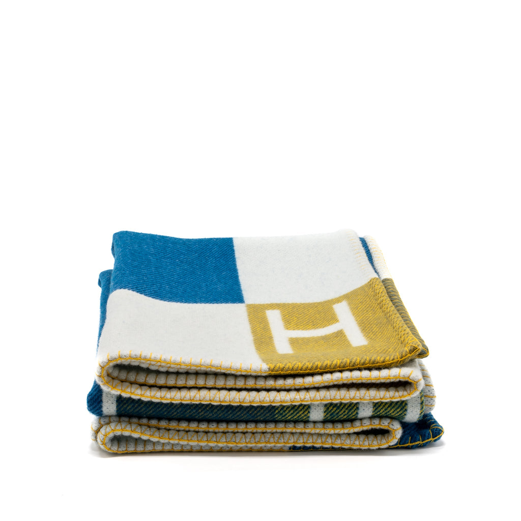 hermes-avalon-vibration-throw-blanket-wool-cashmere-outremer