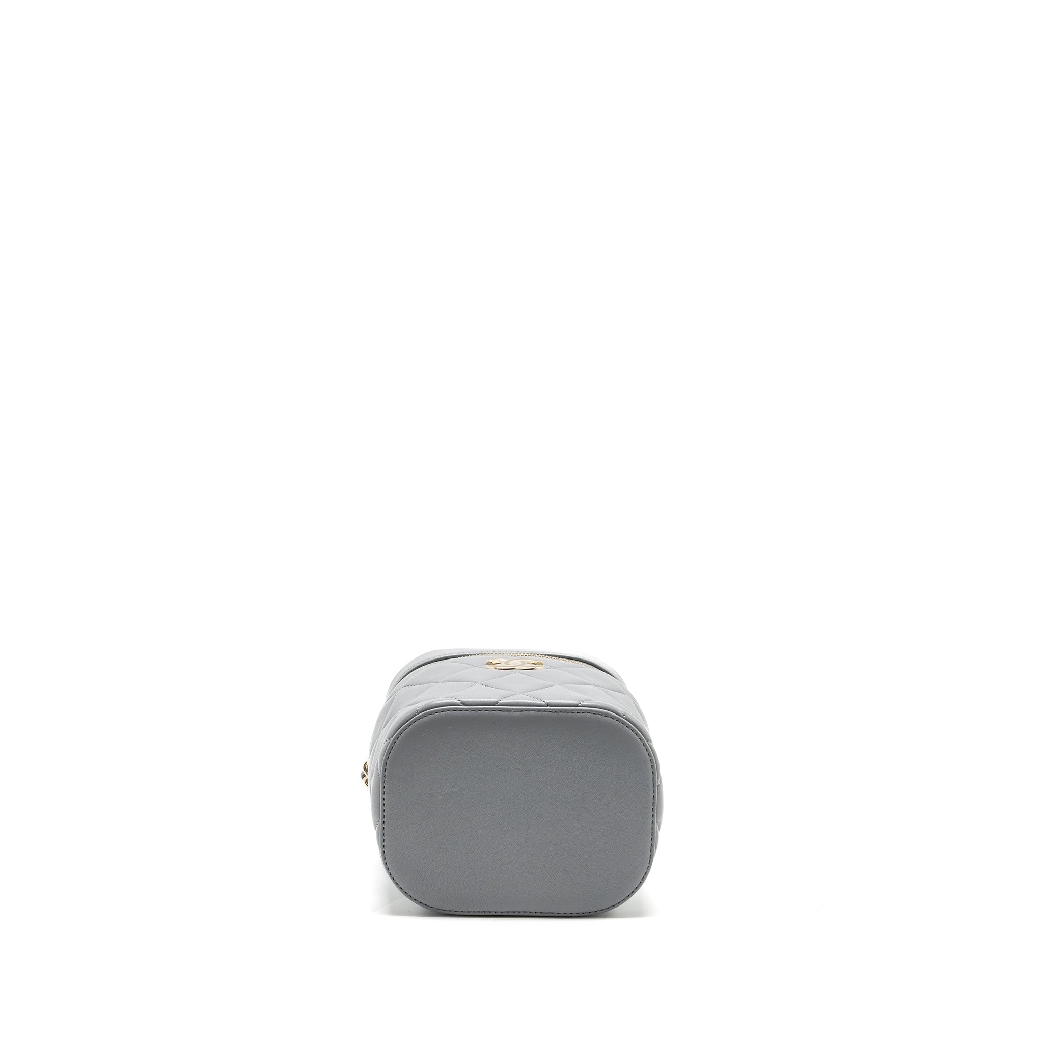 chanel-trendy-cc-top-handle-vanity-with-chain-lambskin-grey-lghw-copy