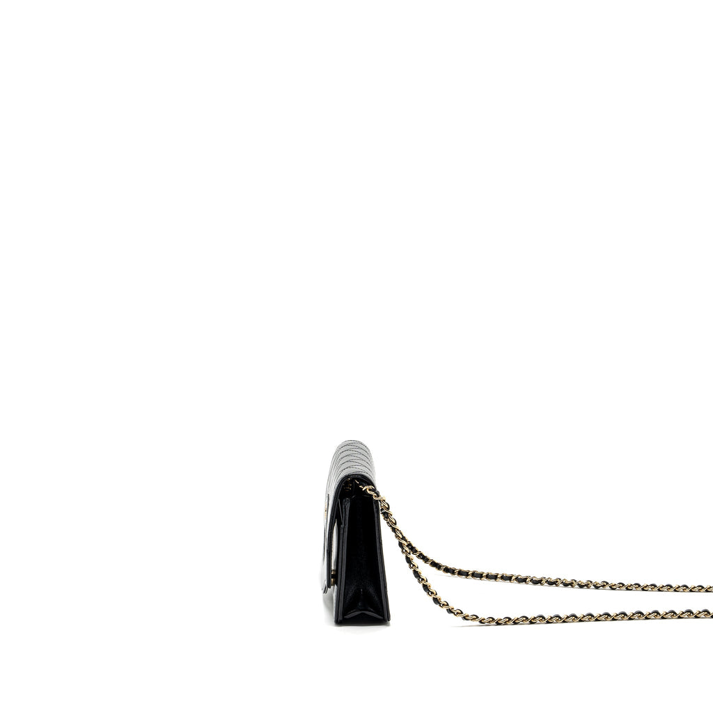 chanel-31-wallet-on-chain-shiny-calfskin-black-lghw-microchip