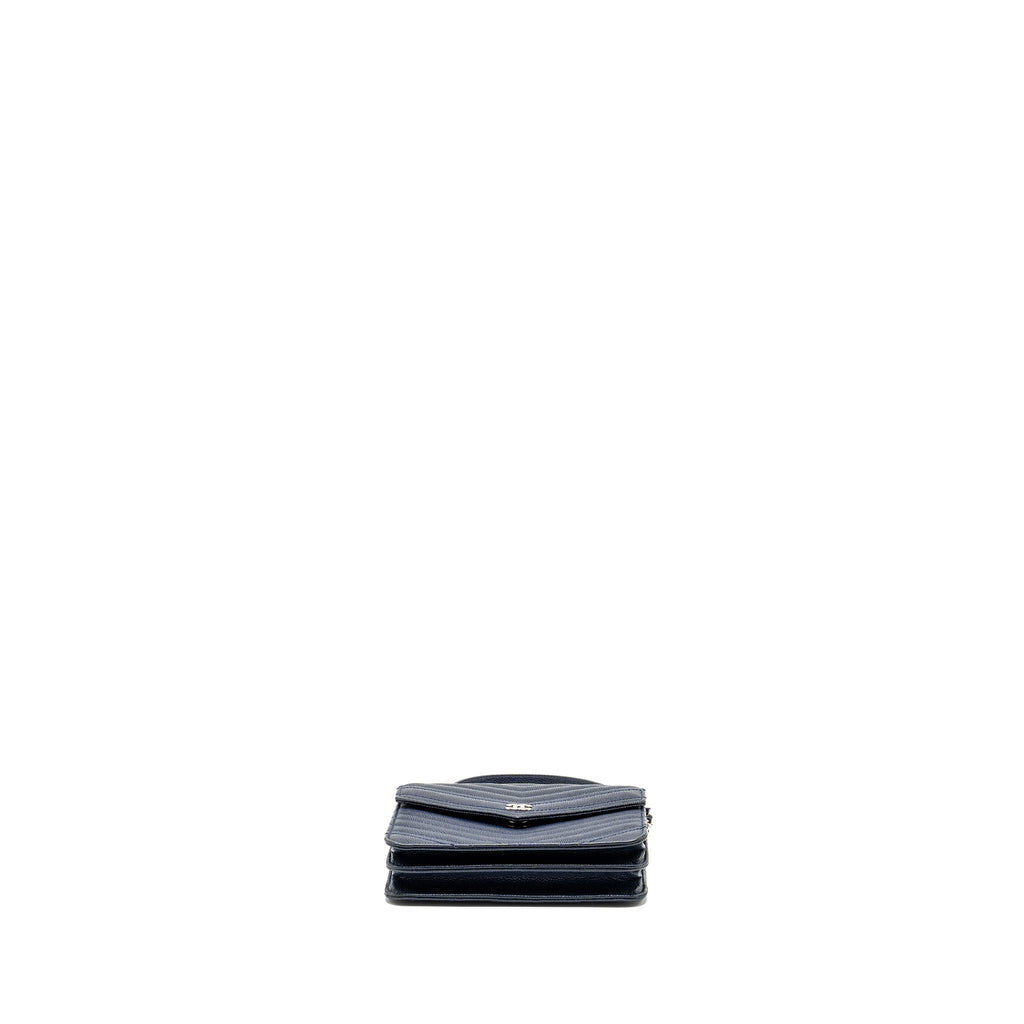 chanel-square-chevron-wallet-on-chain-navy-caviar-navy-shw