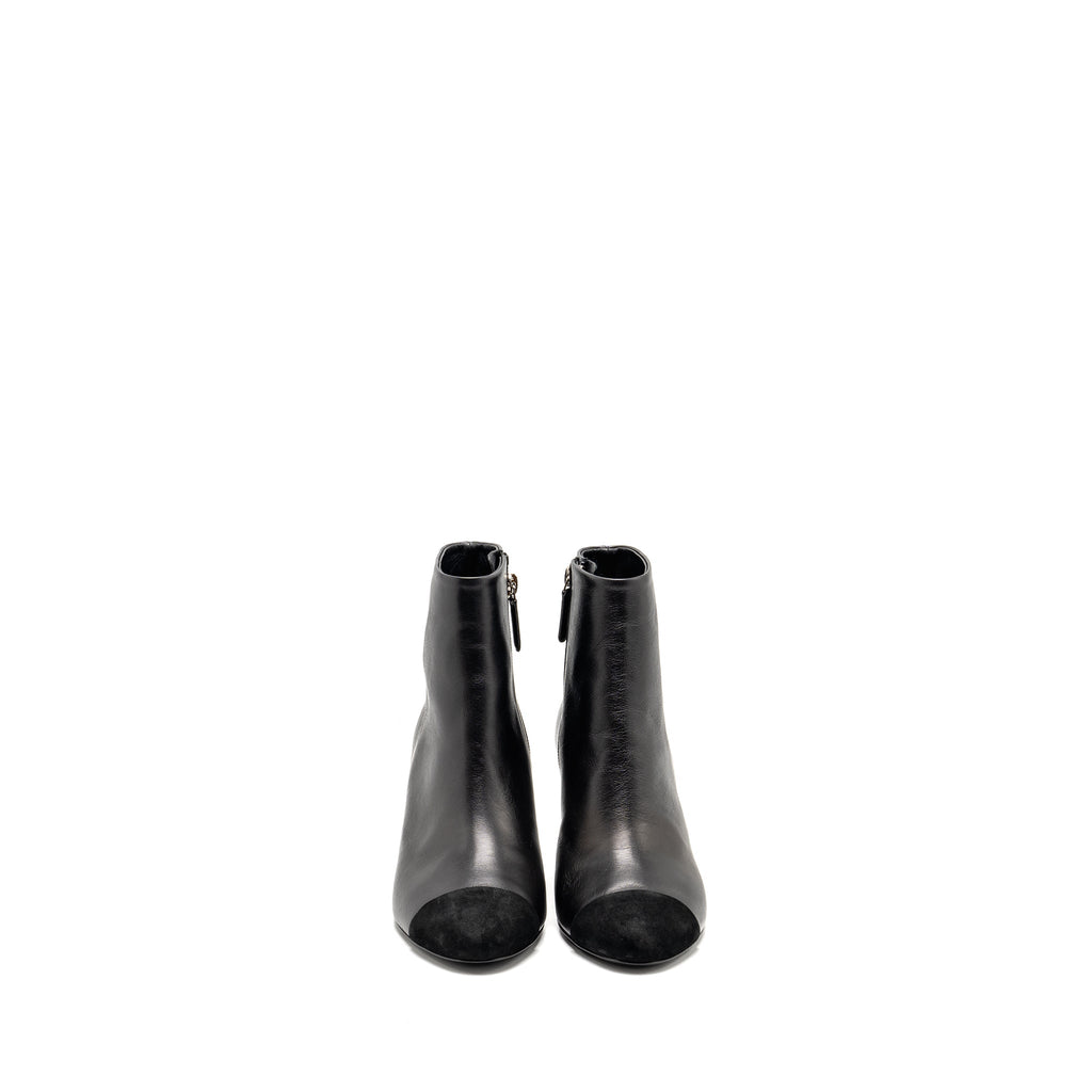 chanel-size-37-interlocking-boots-letter-pearl-leather-black