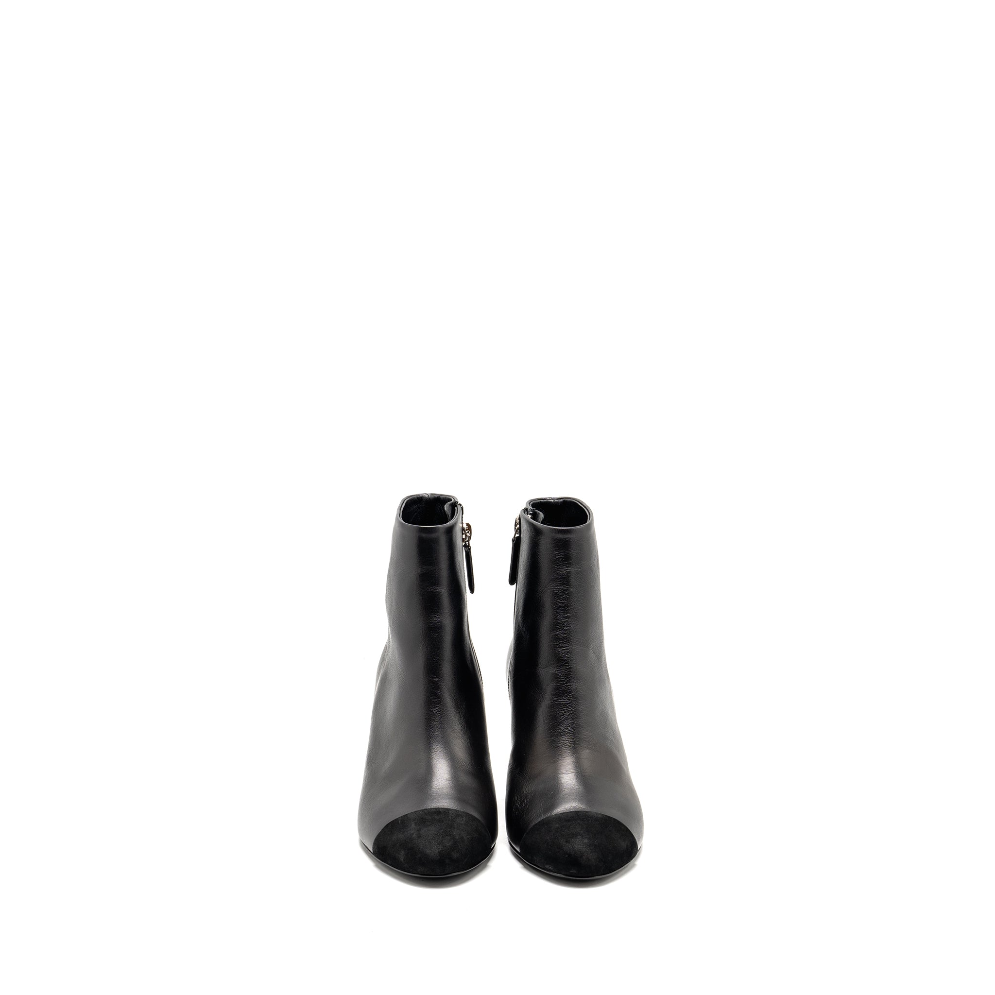 chanel-size-37-interlocking-boots-letter-pearl-leather-black