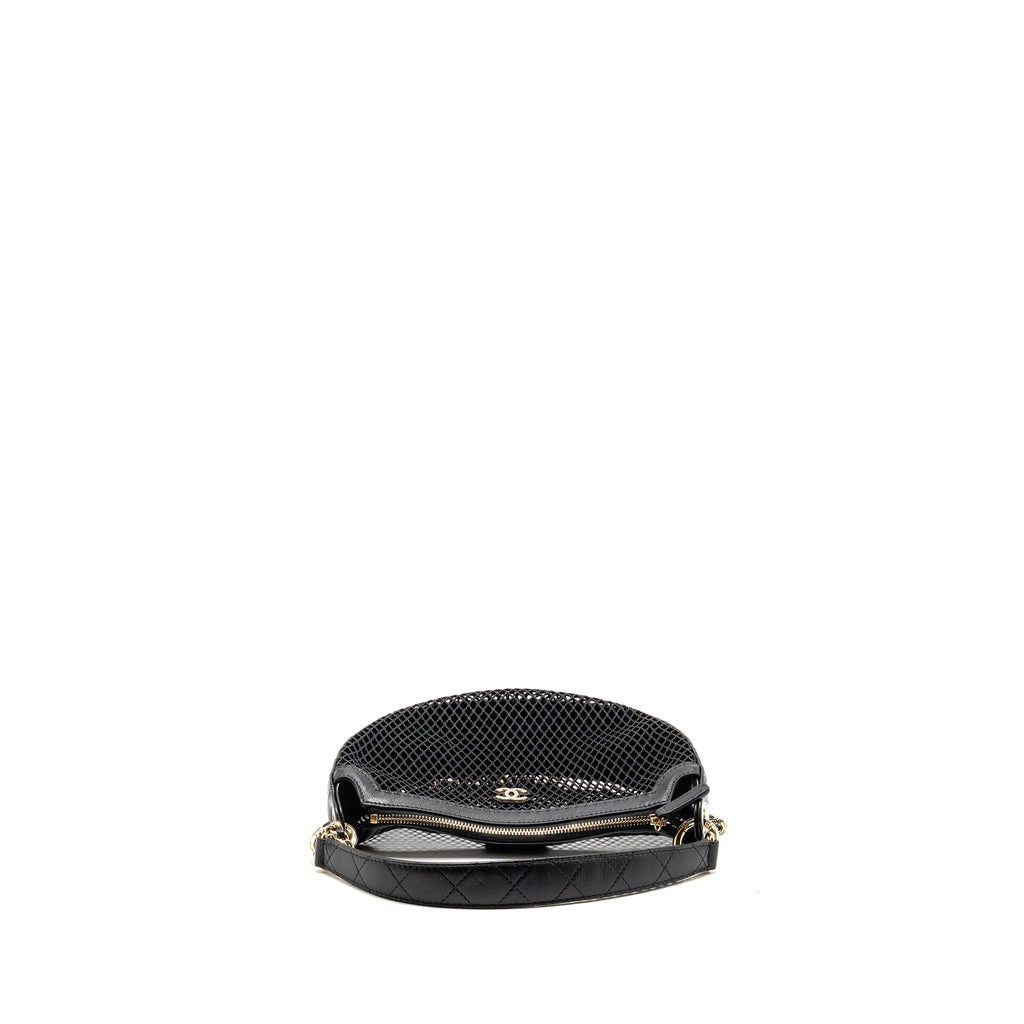 chanel-25s-half-moon-clutch-with-chain-mesh-lambskin-black-lghw-microchip-1