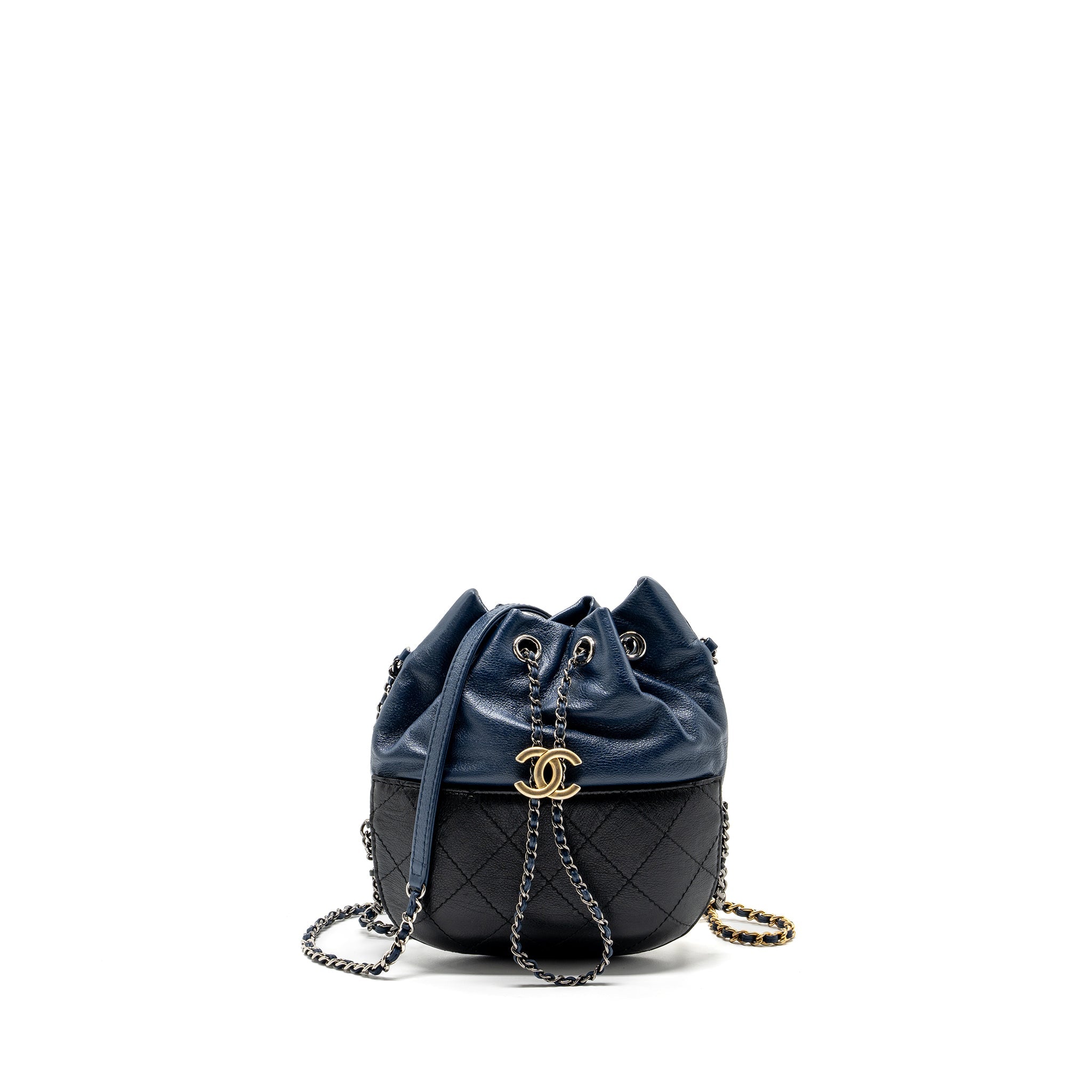 chanel-small-bucket-bag-calfskin-navy-black-multicolour-hardware